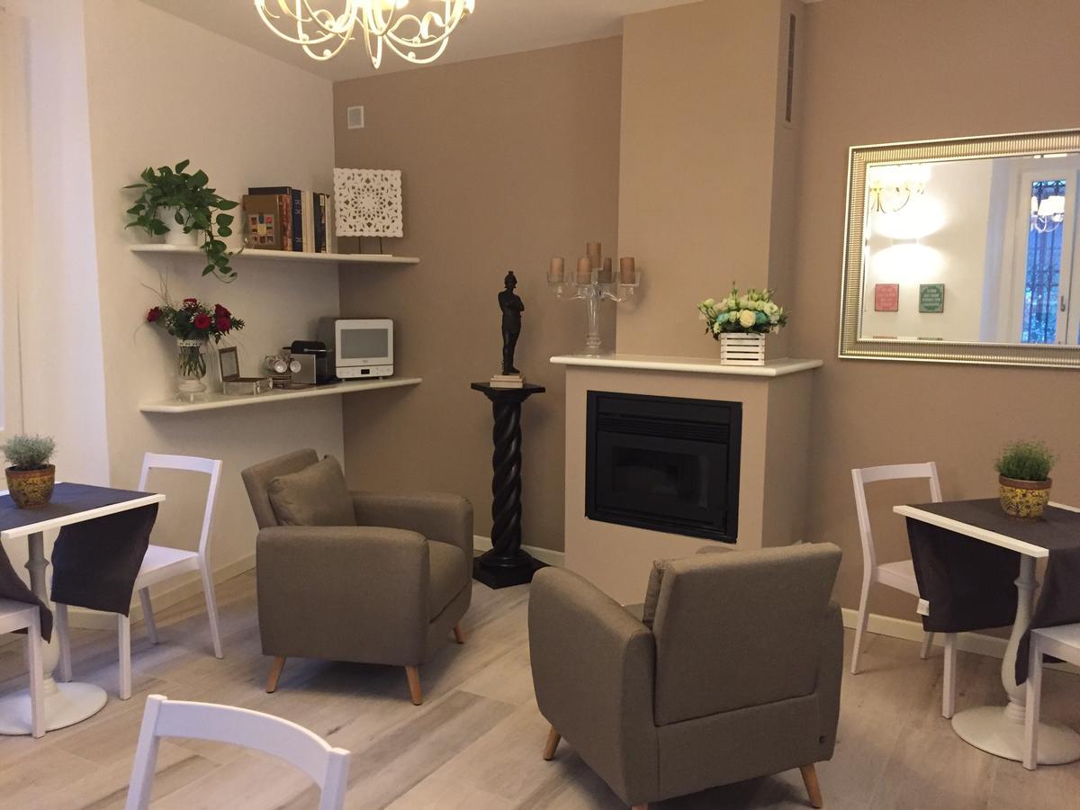 Bed and Breakfast Residenza Elisa Дезенцано-дель-Гарда Екстер'єр фото
