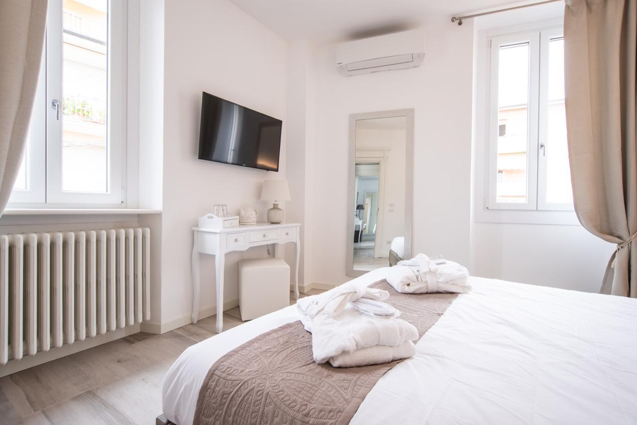 Bed and Breakfast Residenza Elisa Дезенцано-дель-Гарда Екстер'єр фото